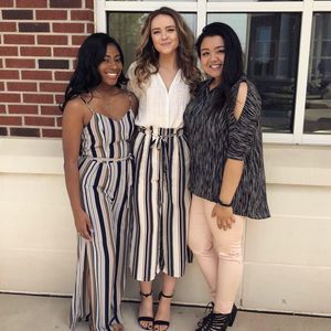 Meet your Posher, Elizabeth